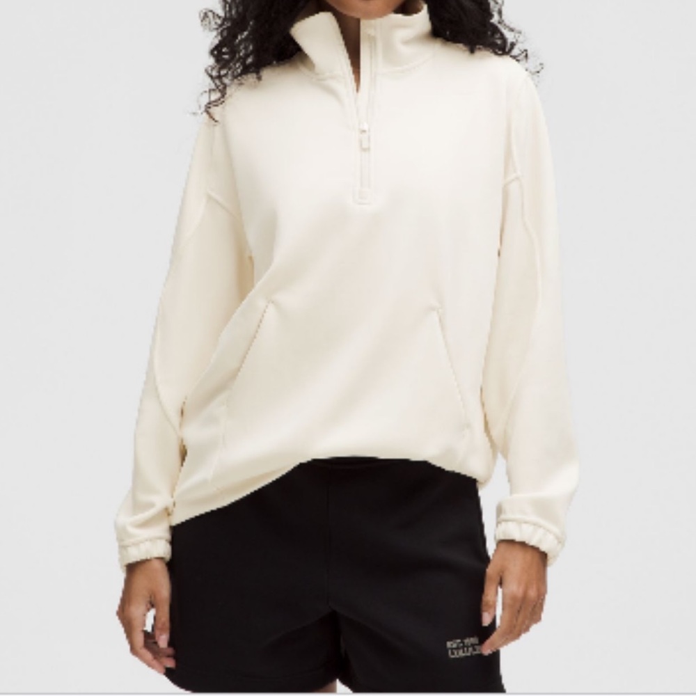 Lululemon Softstreme Half-Zip *Long
Colour Light Ivory
Size XL